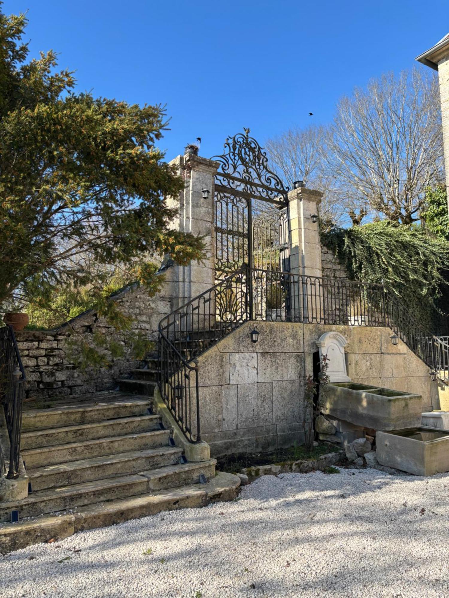Chateau La Hussardiere Dampierre-sur-Salon Exterior foto